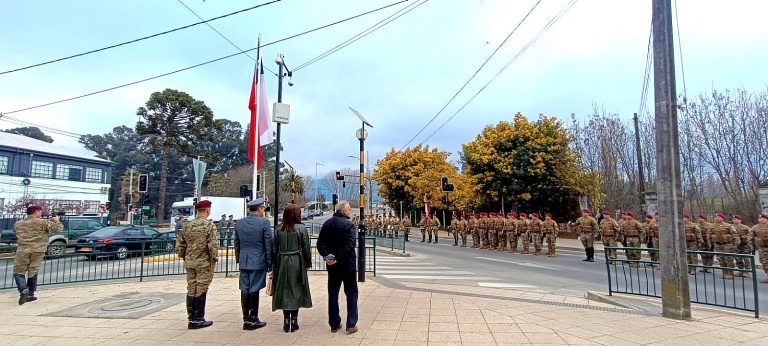 Se realizó izamiento oficial de la Bandera por el mes de la Patria en Angol