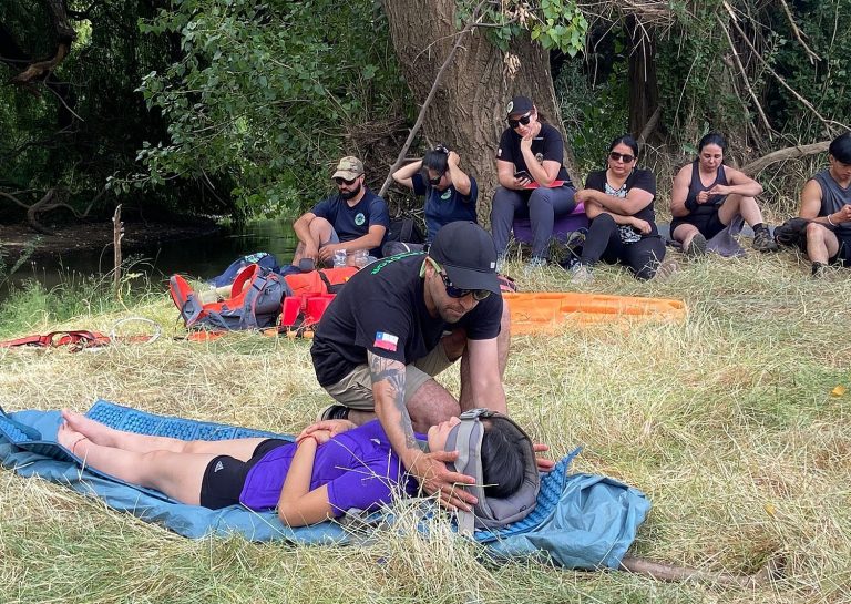 Emprendedores turísticos angolinos se capacitan en primeros auxilios