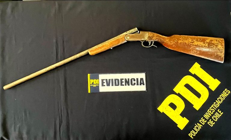 PDI Angol logra recuperar dos escopetas