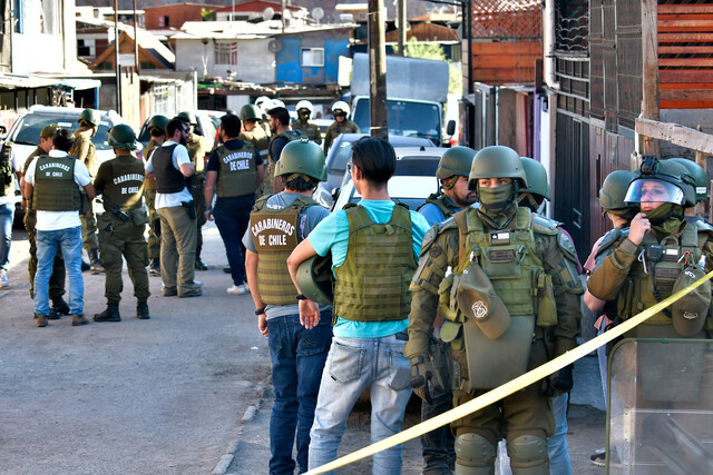 Ipsos: Uno de cada cuatro chilenos cree que su nivel de vida empeorará en los próximos meses