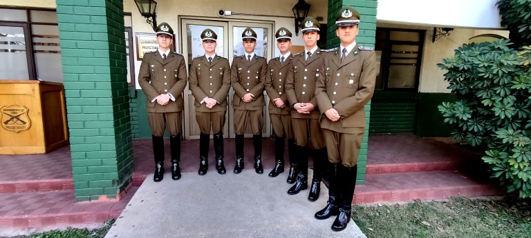 Jóvenes angolinos están demostrando sus capacidades en la Escuela de Oficiales de Carabineros