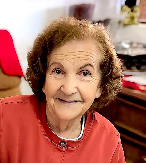 Collipulli lamenta el fallecimiento de la profesora Marina Aravena Monteiro