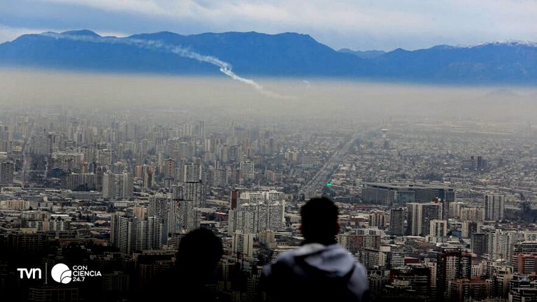 Chile mejora su aire, pero persisten zonas críticas: nuevo estudio analiza 30 años de datos