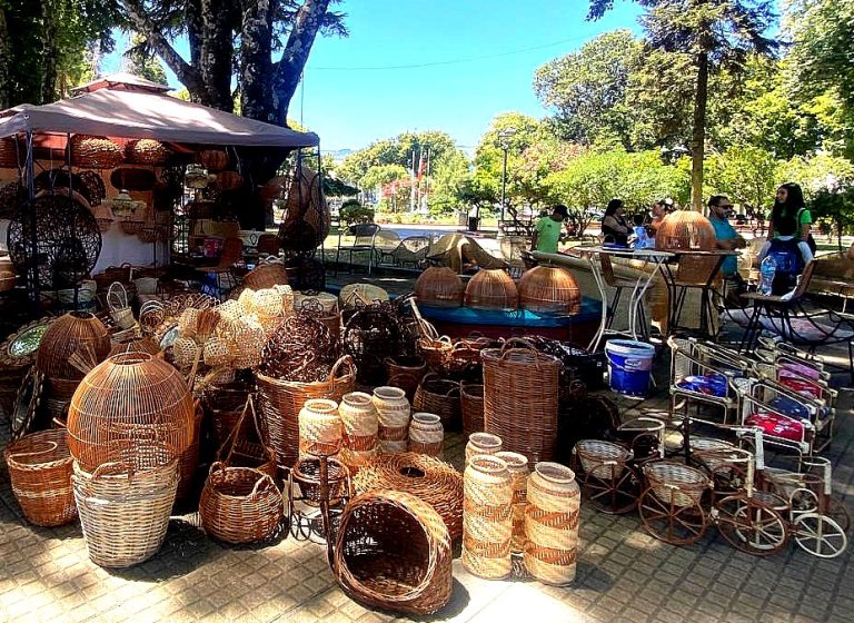 Angol conmemorará los 40 años de la Feria de Arte Popular con respaldo histórico del Fondart nacional