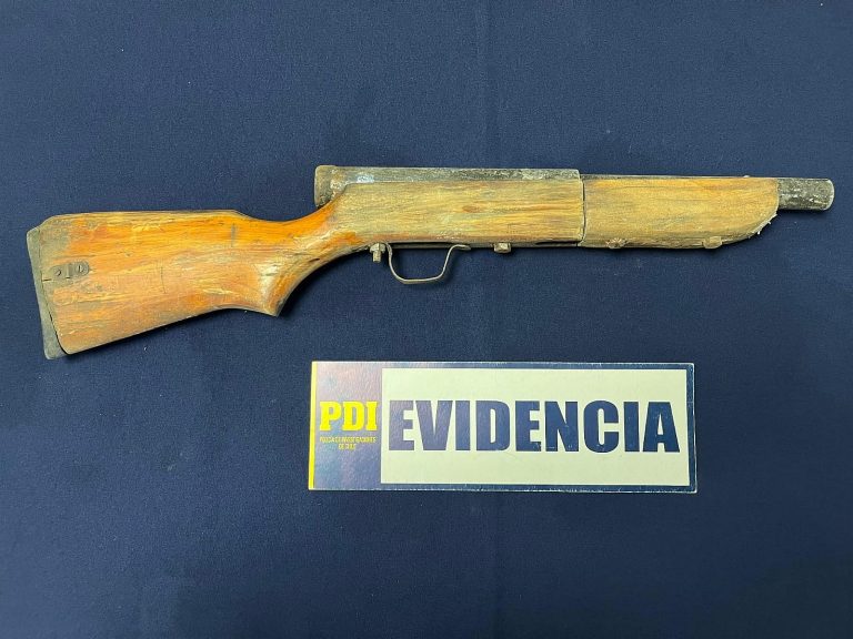 Biro de la PDI Angol decomisa escopeta hechiza al interior de faena forestal en Los Sauces