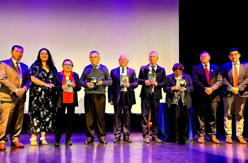 Conmemoración del Natalicio de Gabriela Mistral y el Día de la Educación Rural