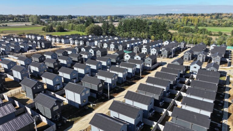 PRIMERA SELECCIÓN DEL GOBIERNO EN LA ARAUCANÍA INVERTIRÁ 129 MIL MILLONES DE PESOS EN VIVIENDAS