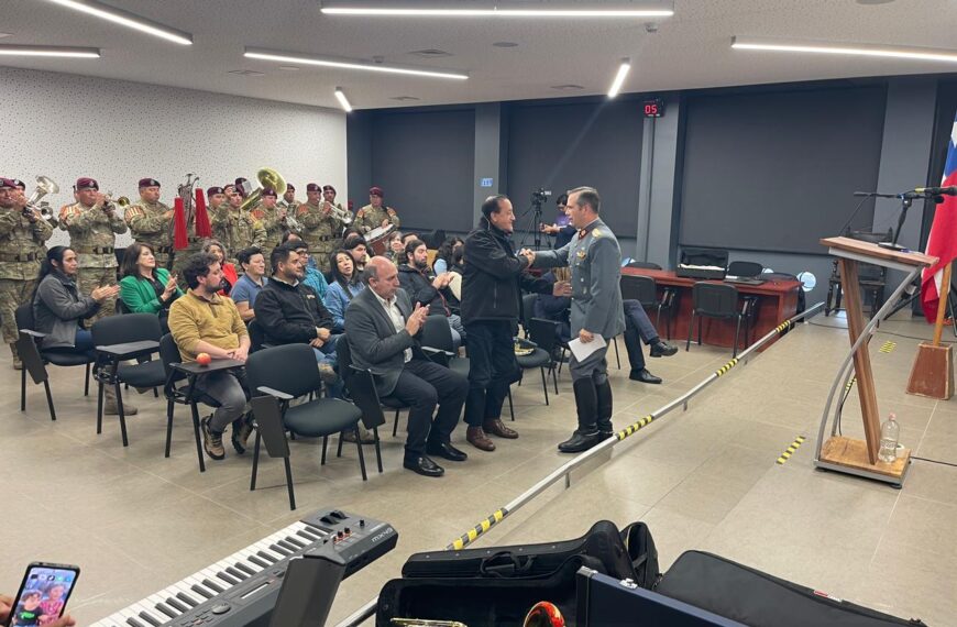 Municipio entregó nuevo instrumental a la Banda del Regimiento Húsares de Angol