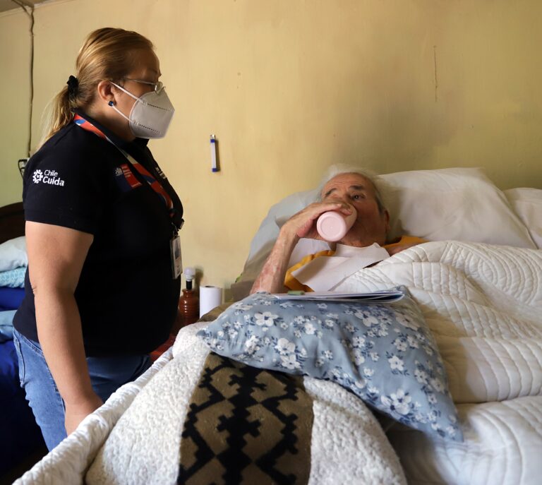 ChileValora abre en La Araucanía inscripciones para certificación gratuita de cuidadores/as primarios/as