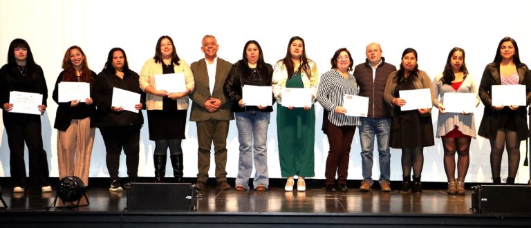 Mujeres protagonistas: 30 participantes reciben certificación tras proceso formativo en Collipulli