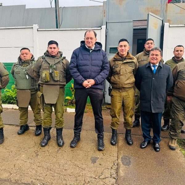 Diputado Beltrán y ministro Poduje visitaron Comisaría de Ercilla para conocer necesidades de funcionarios