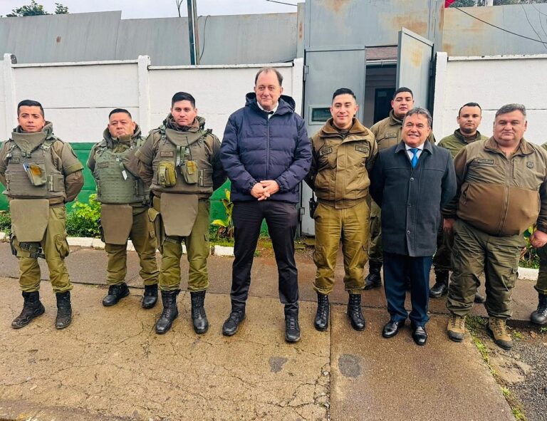 Diputado Beltrán y ministro Poduje visitaron Comisaría de Ercilla para conocer necesidades de funcionarios