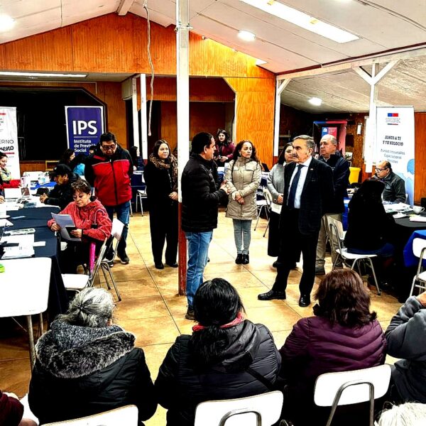 GOBIERNO EN TERRENO ACERCÓ SERVICIOS PÚBLICOS Y RECOGIÓ NECESIDADES DE VECINOS DE SELVA OSCURA