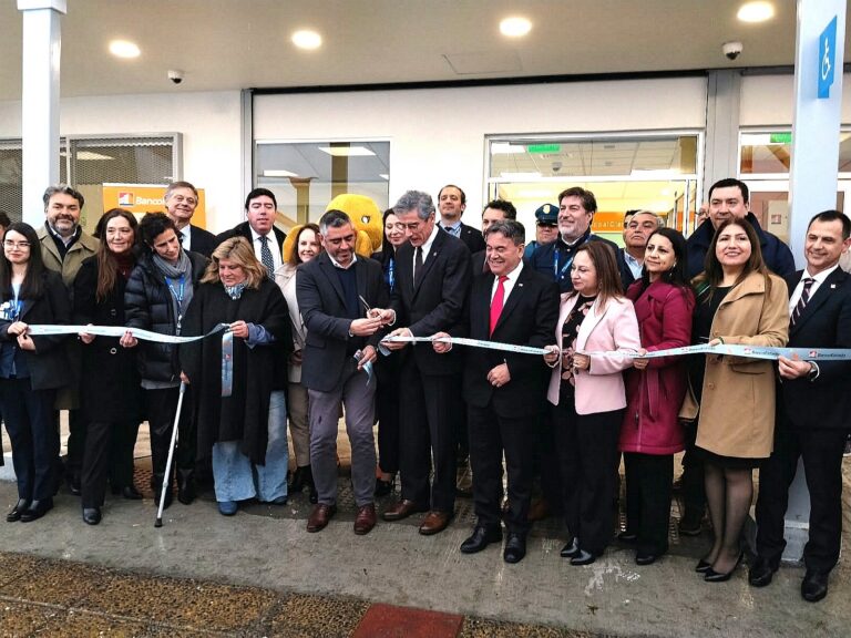 BancoEstado abrió sus puertas en Renaico tras siete años de gestiones