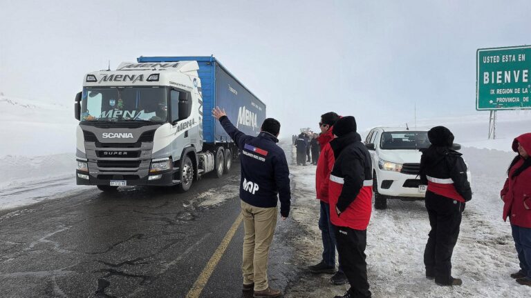 MOP: LUEGO DE 6 DÍAS SE REABRIO EL PASO FRONTERIZO PINO HACHADO