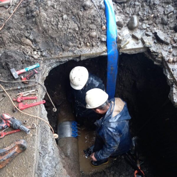 Más de 120 emergencias por roturas de tuberías se repararon sin cortar el agua