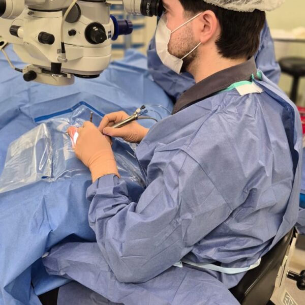 Hito médico en Angol: cirugías inéditas de vitrectomía cambian la vida de los pacientes