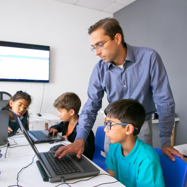 Qué significa enseñar cuando la inteligencia artificial tiene las respuestas?